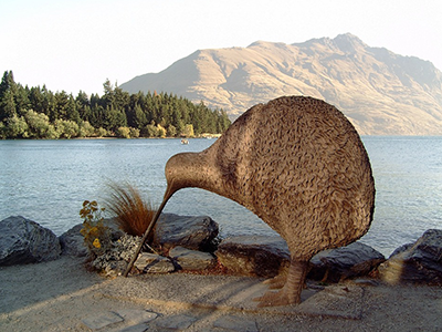 Kiwi Statue on lake front Queenstown 