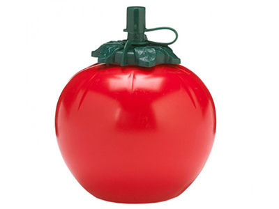 Tomato shaped tomato sauce battle